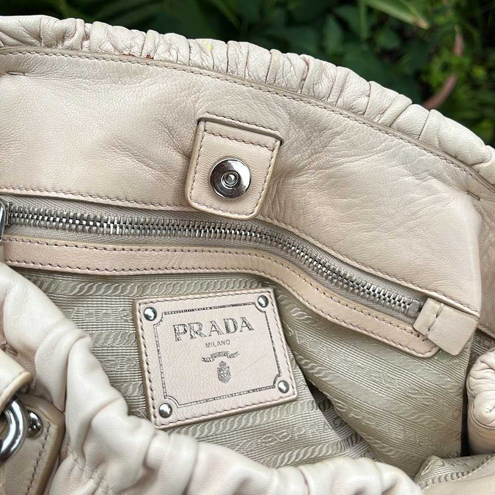 Pre-loved Prada Nappa Gaufre’ ECRU’ Satchel Two Way Bag - Picture 13 of 17